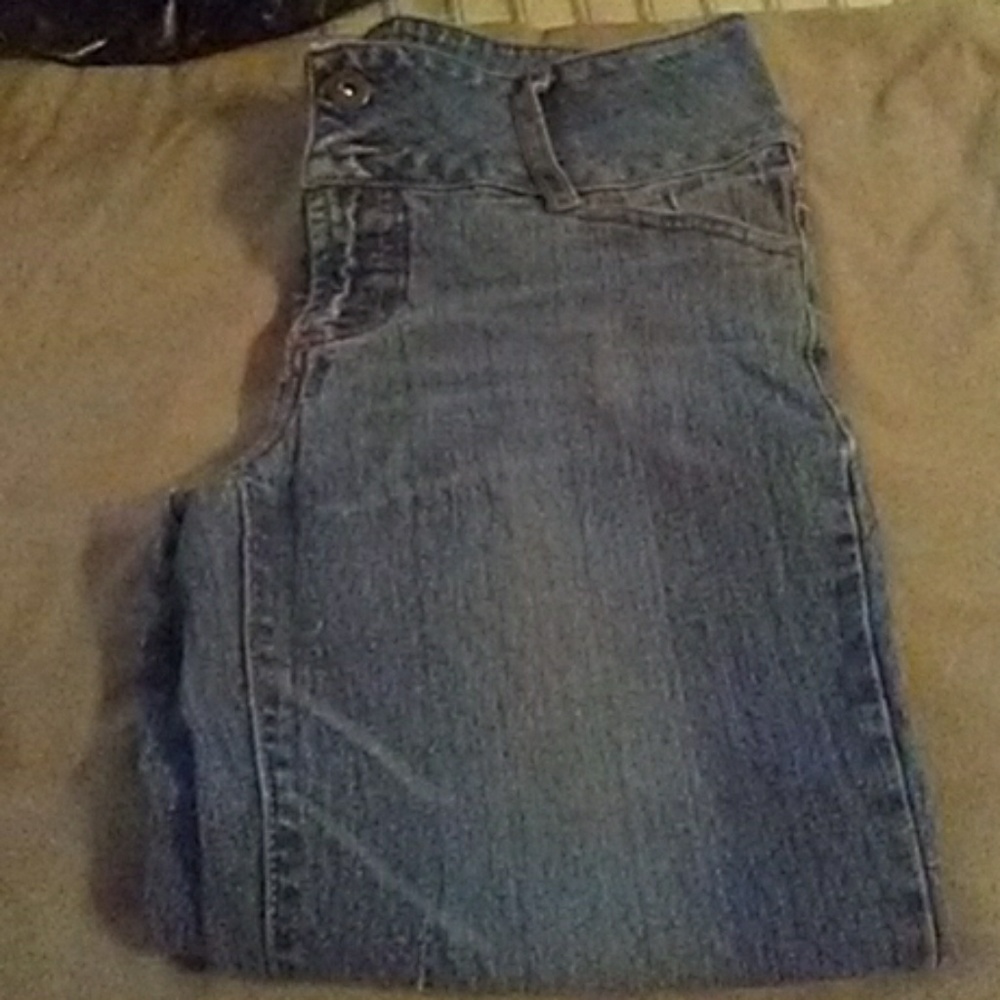 Capris